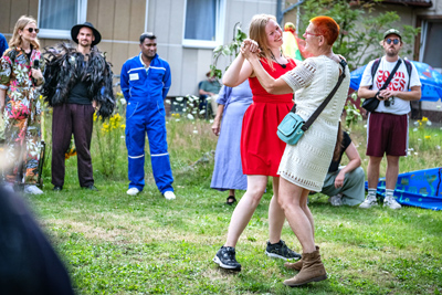 beasts/ bread/ beautiful people